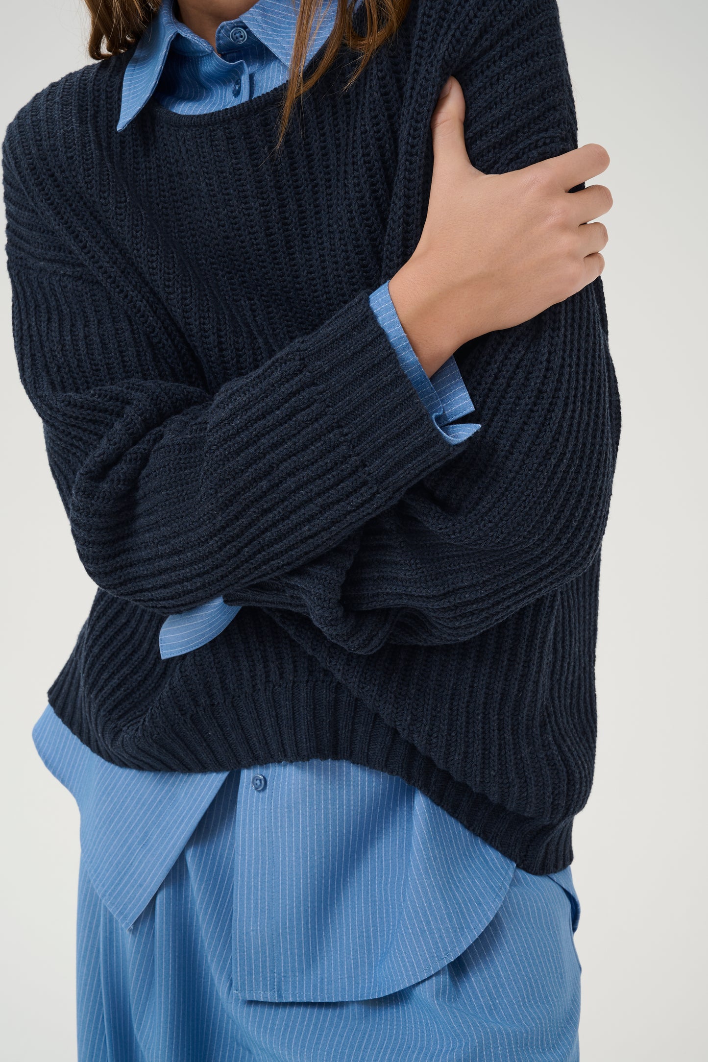 My Essential Wardrobe Dark Blue Tia Knit Pullover